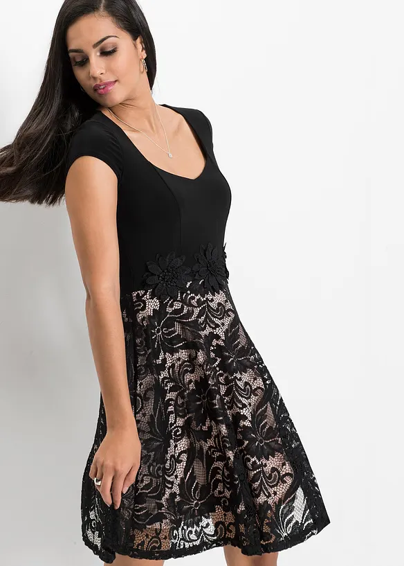 Mini-robe à dentelle, bonprix
