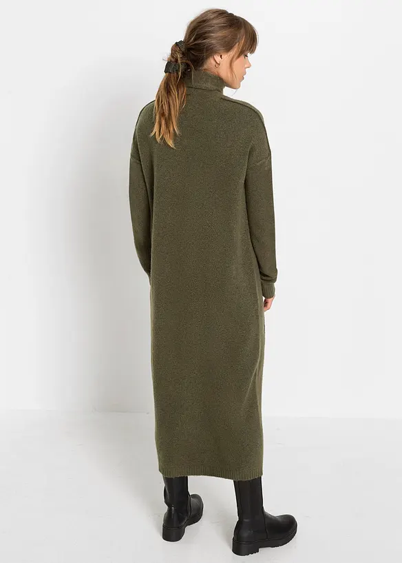 Robe en maille à col roulé, bonprix