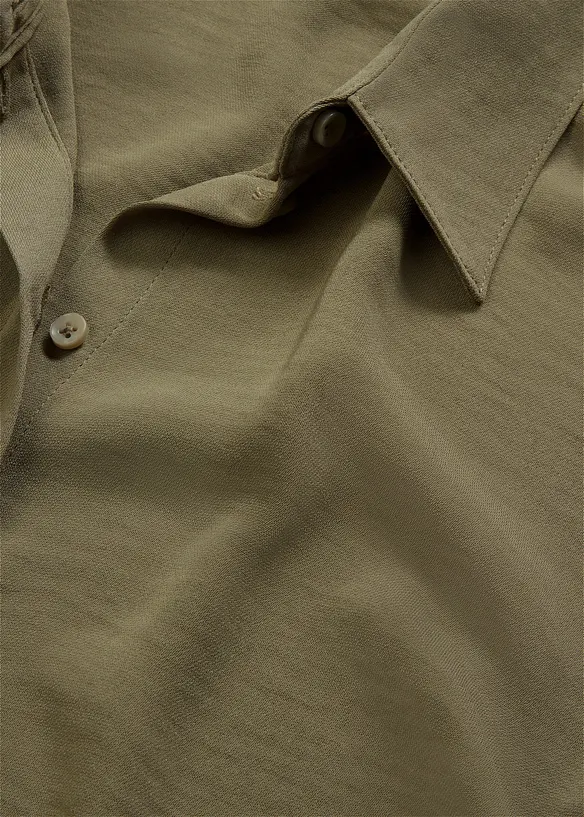 Chemisier manches courtes avec polyester recyclé, bonprix
