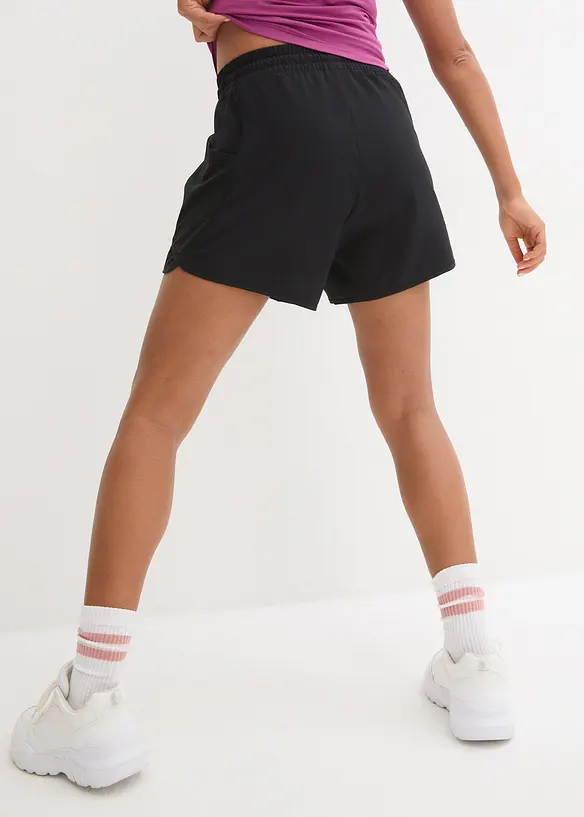 Short fonctionnel avec poche à portable, bonprix