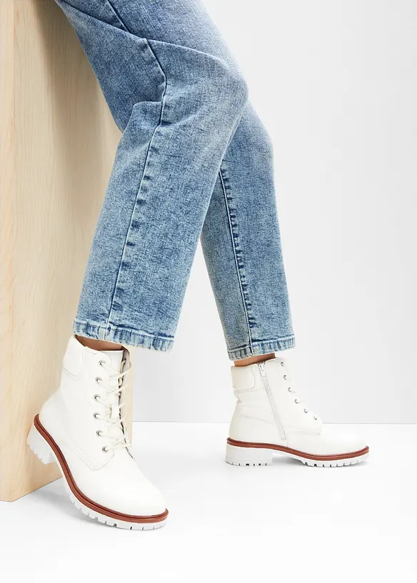 Boots à lacets, bonprix