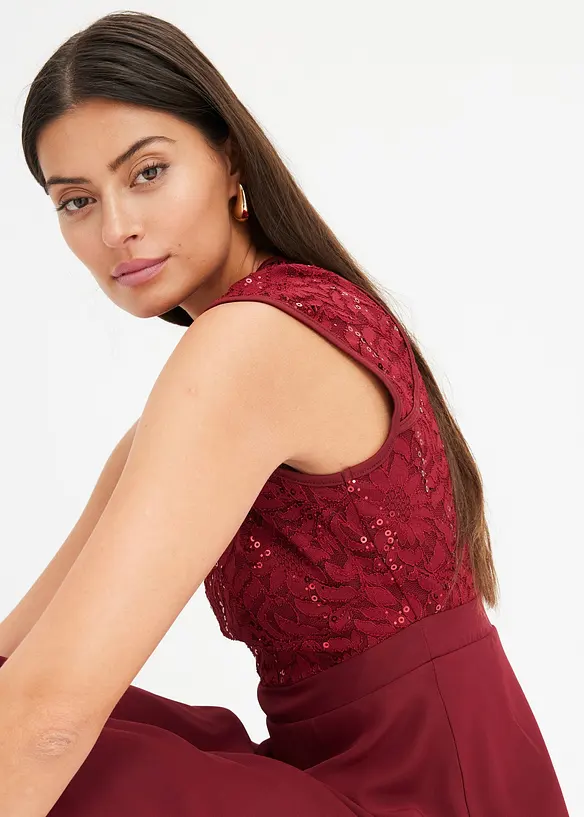 Robe en crêpe à dentelle et sequins brodés, bonprix