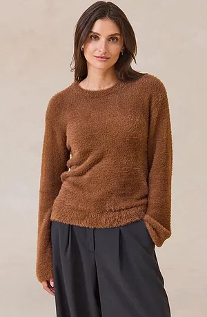 Tendance - Pull aspect peluche - marron