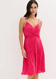 Robe courte en matière brillante et plissée, bonprix