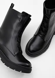 Boots lacées, bonprix