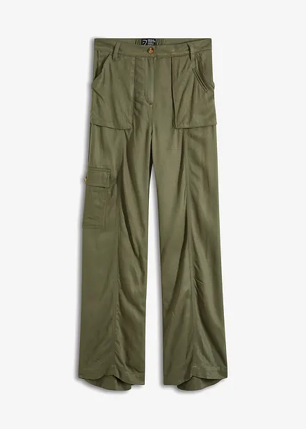 Pantalon large et fluide style cargo