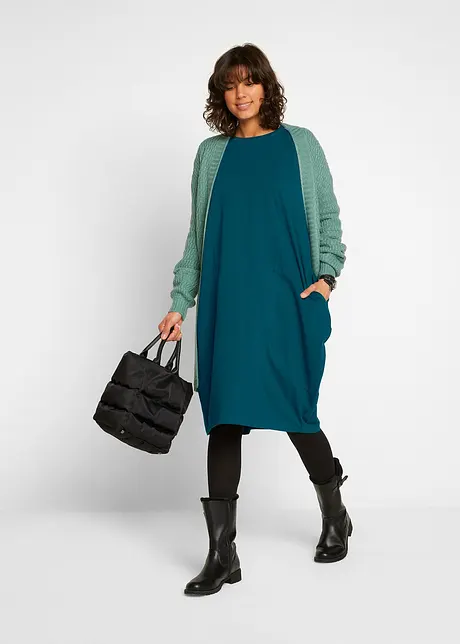 Robe de forme ovoïde en jersey de coton avec poches, manches longues et longueur genou, bonprix