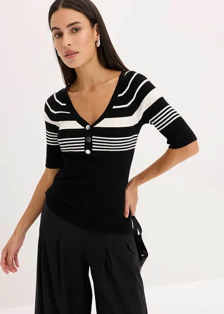Pull en fine maille avec boutons décoratifs, bonprix