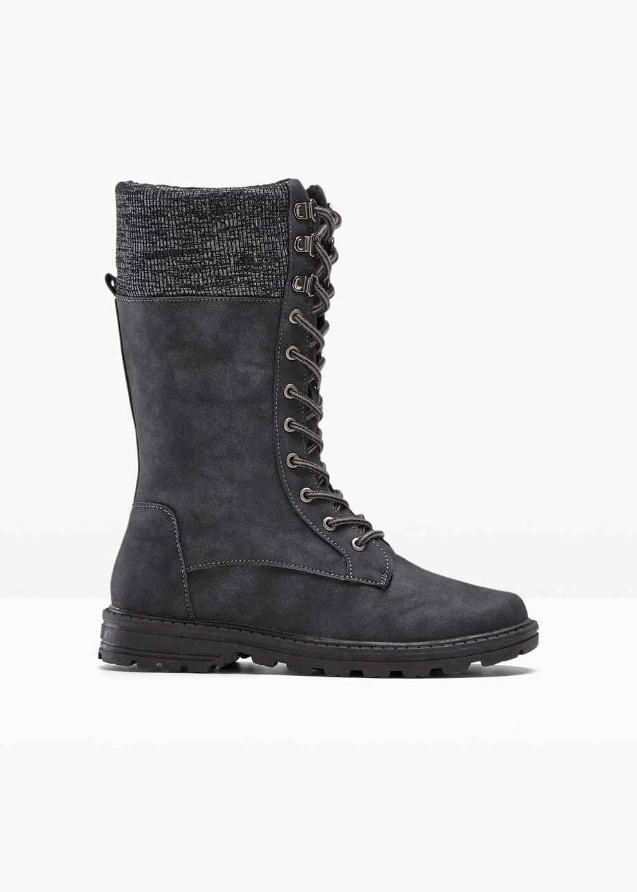 bottes avec lacets arrière