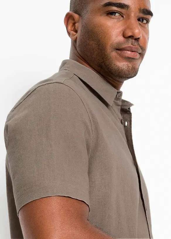 Chemise manches courtes en lin mélangé léger, bonprix