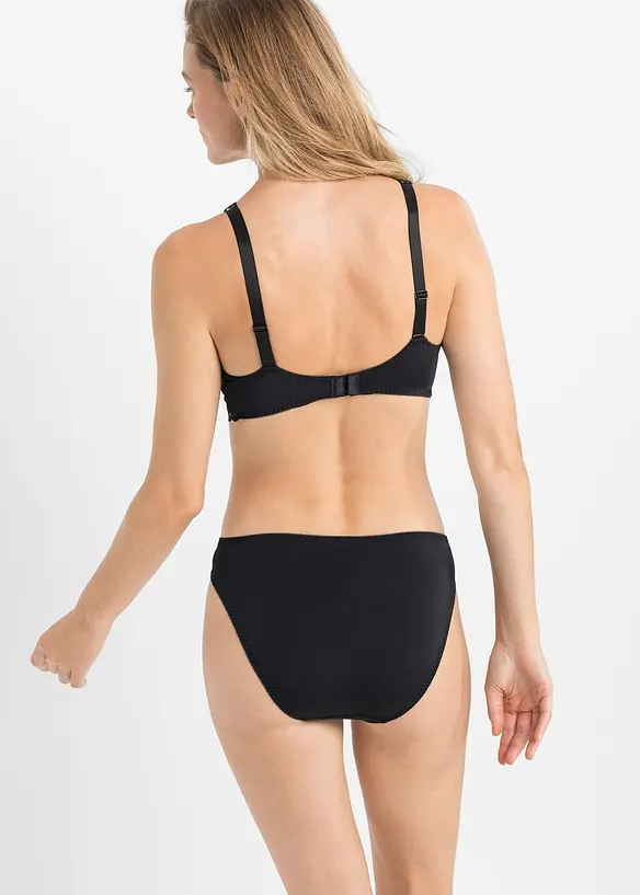 Slip orné de dentelle, bonprix