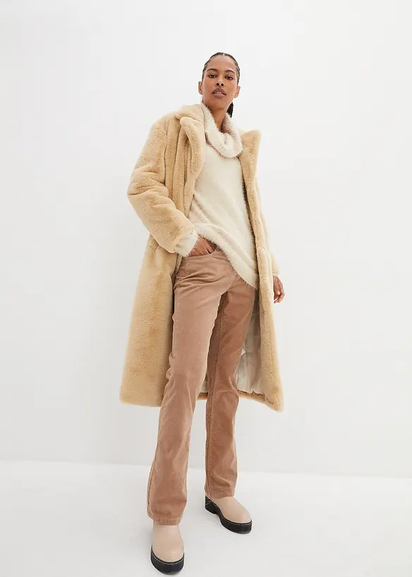 Pull col roulé duveteux, bonprix