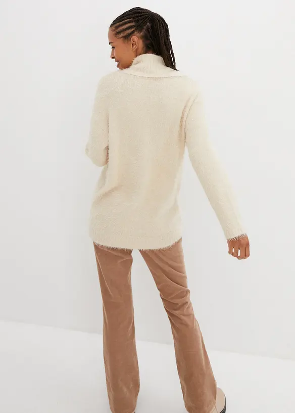 Pull col roulé duveteux, bonprix