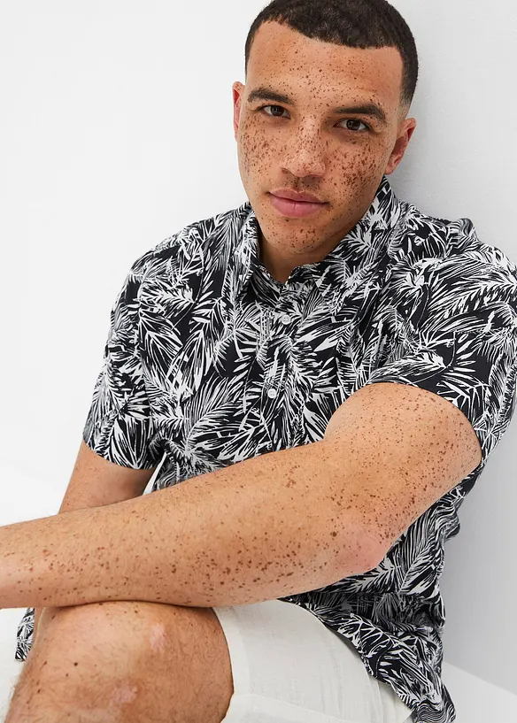 Chemise manches courtes en viscose, bonprix