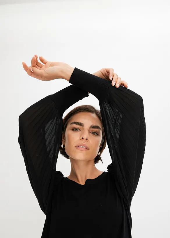 Pull fluide en fine maille de viscose mélangée, bonprix