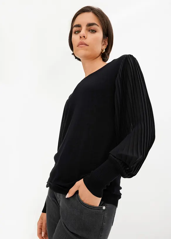 Pull fluide en fine maille de viscose mélangée, bonprix