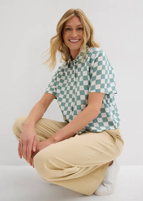Blouse manches courtes à carreaux, bonprix
