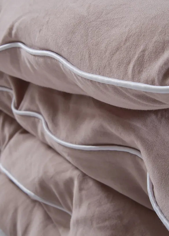 Couette légère effet coton, bonprix