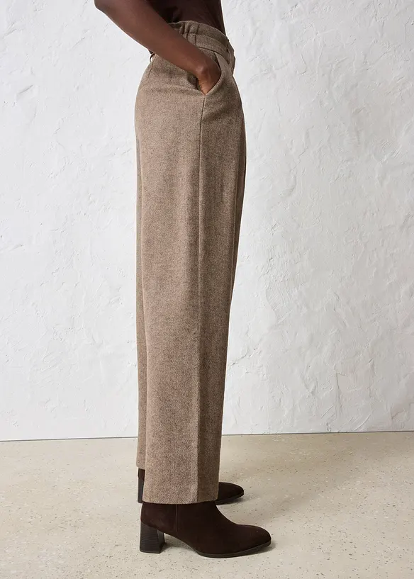Pantalon large à pinces en laine majoritaire, bonprix